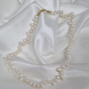 Collar de perlas naturales cultivadas